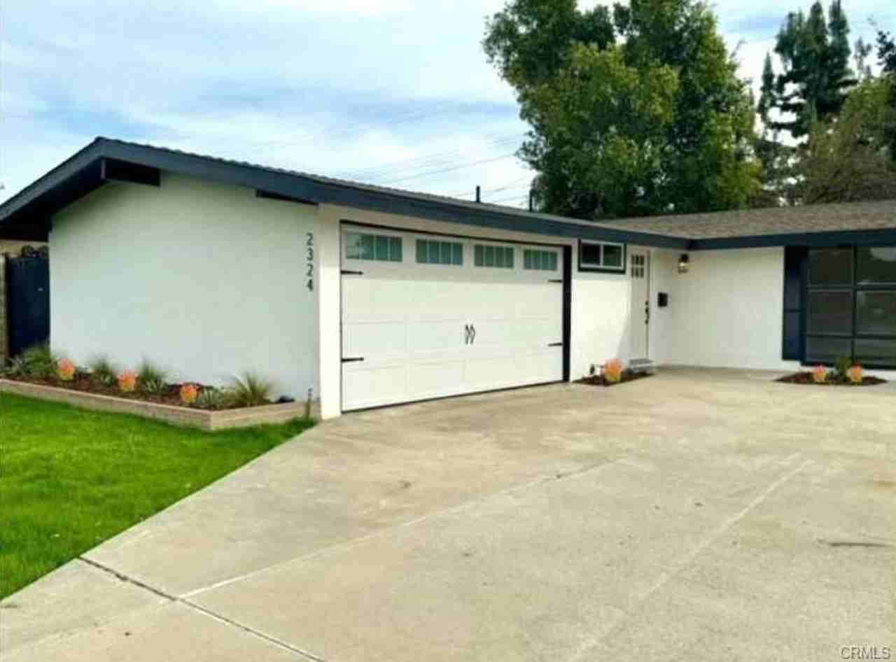 2324 W Palm Ave - Photo 3 of 16