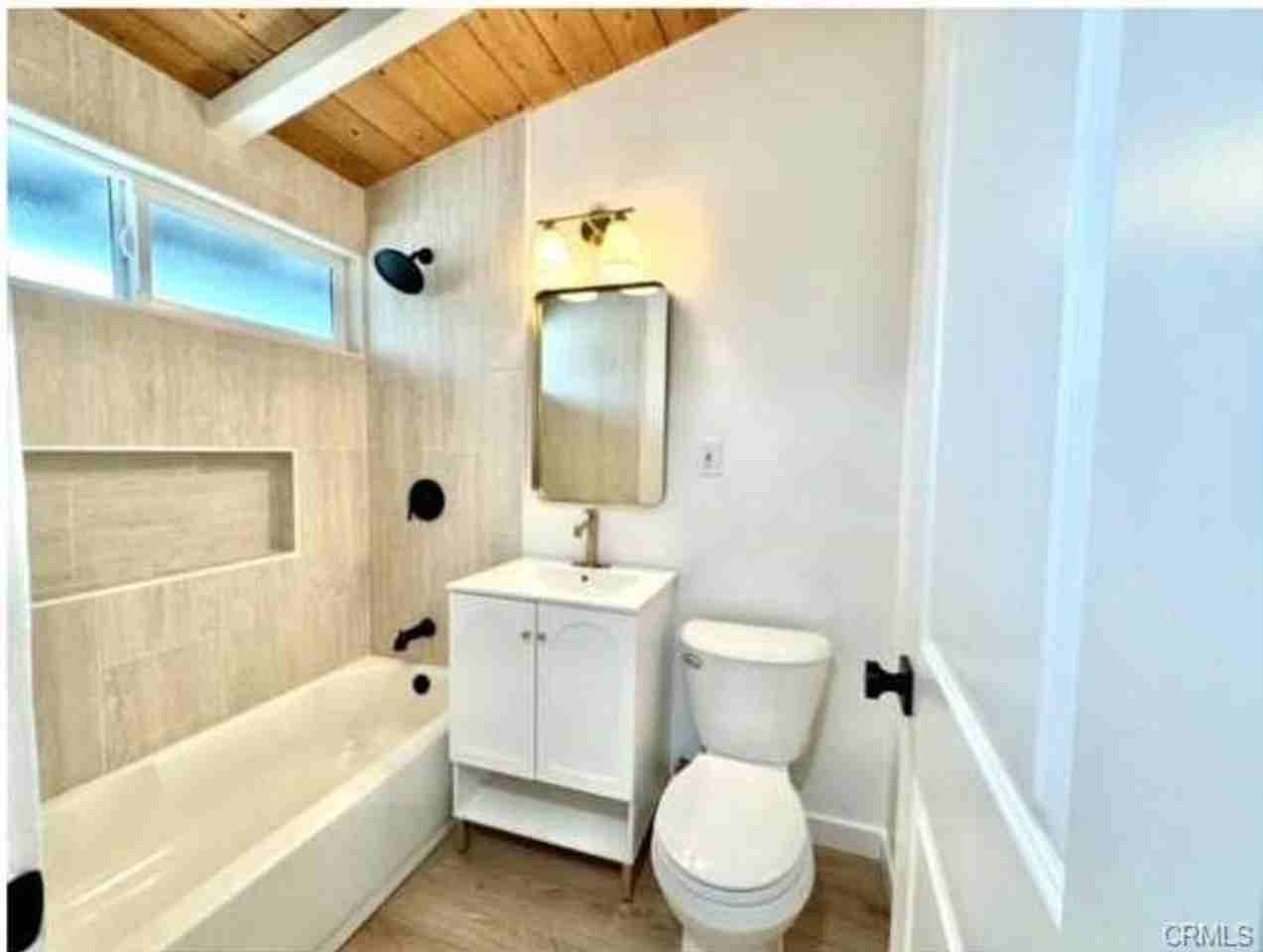 2324 W Palm Ave - Photo 5 of 16