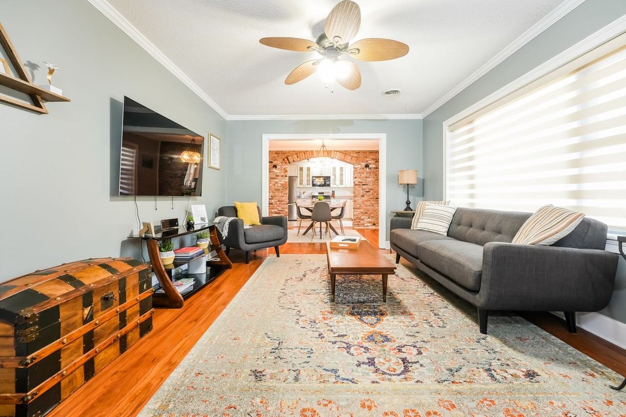 1219 South Blvd - Photo 3 of 22