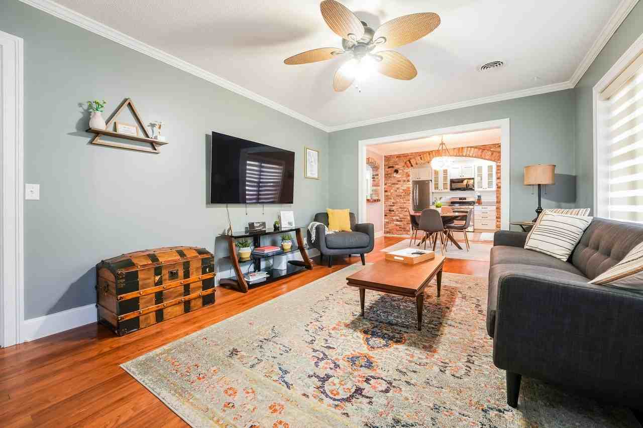1219 South Blvd - Photo 7 of 22