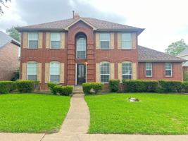 featured image of 723 Sumner Dr
