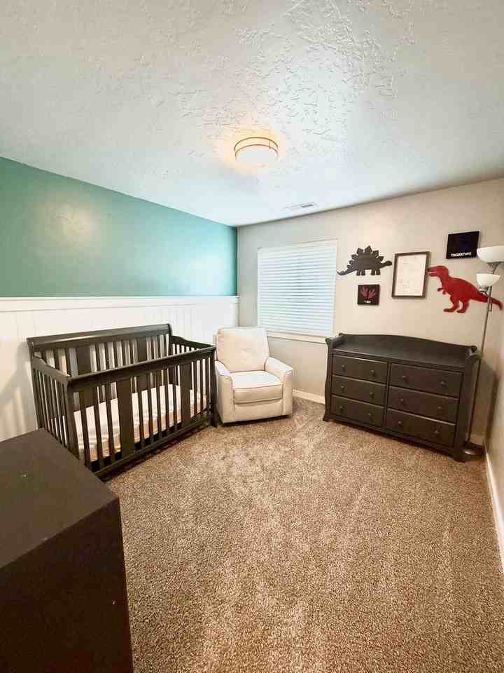 13835 S Baroque Ave - Photo 6 of 33
