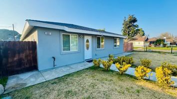 featured image of 801 S Oleander Ave