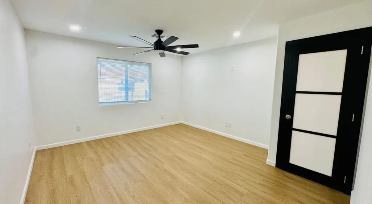 801 S Oleander Ave - Photo 5 of 18