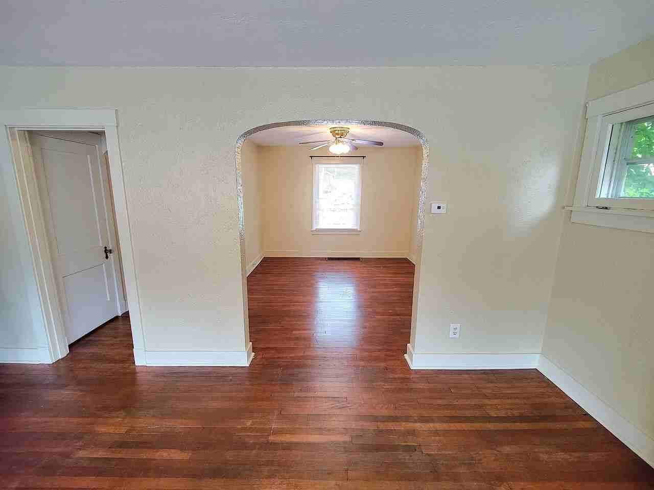 1237 Brookline Blvd - Photo 5 of 29