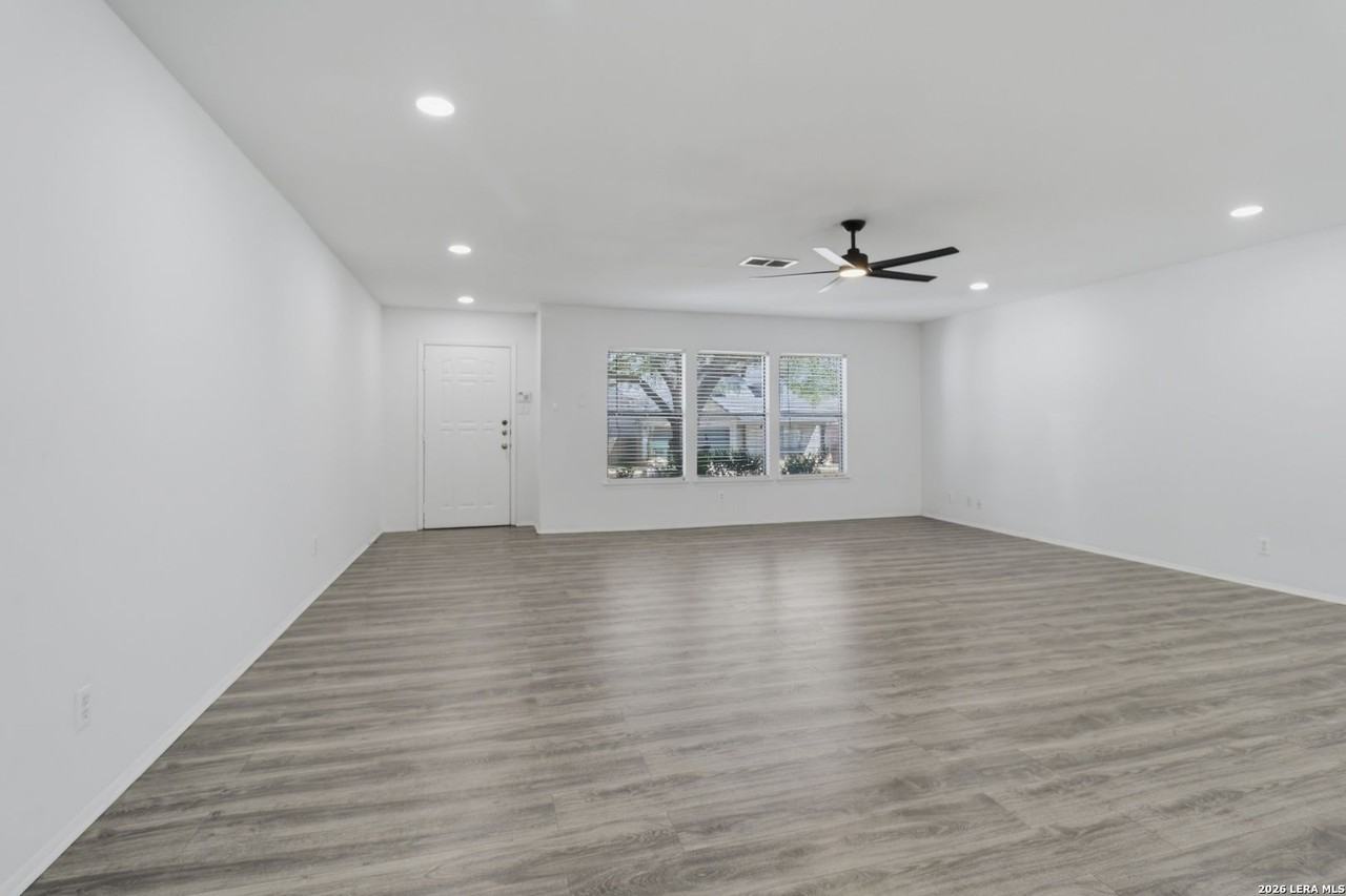 3909 Davenport - Photo 5 of 23