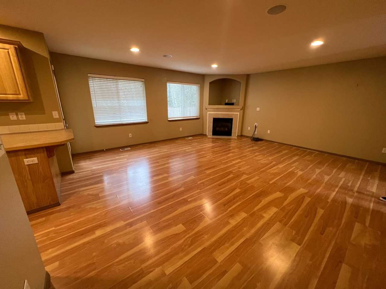 12318 26th Pl W - Photo 2 of 14