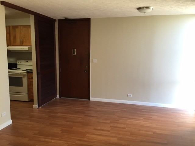 1505 Alexander St #303 - Photo 5 of 10