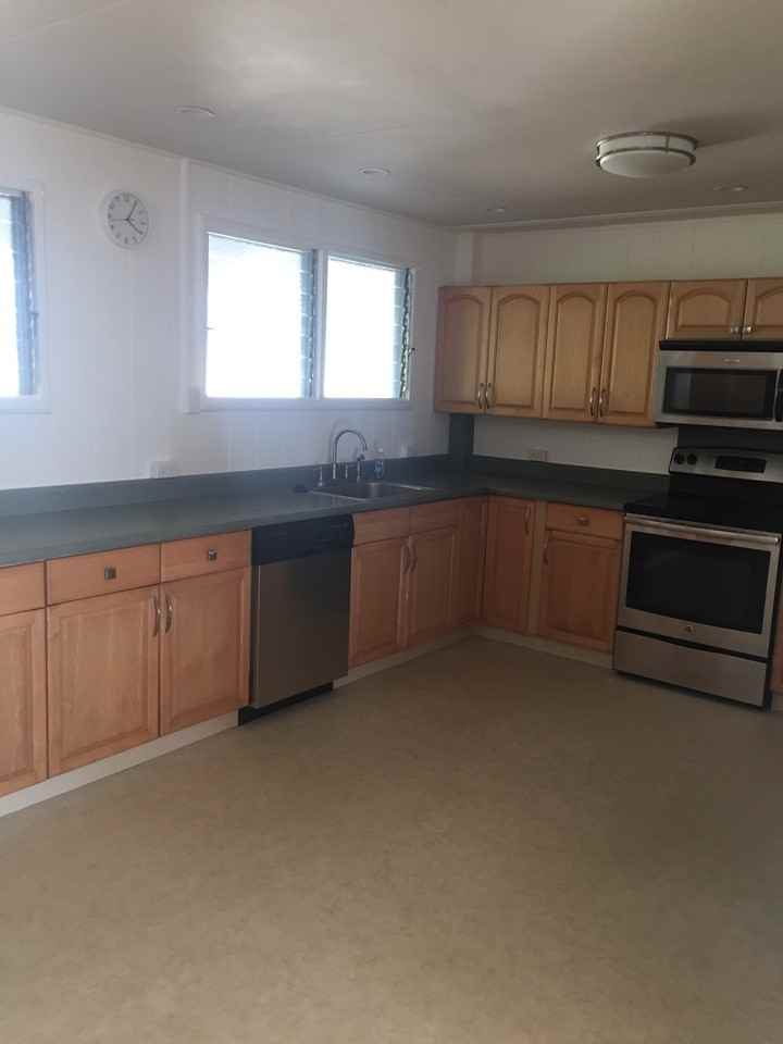 2668 Peter St - Photo 3 of 16