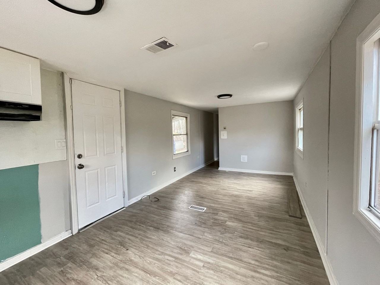 7413 John St - Photo 2 of 12