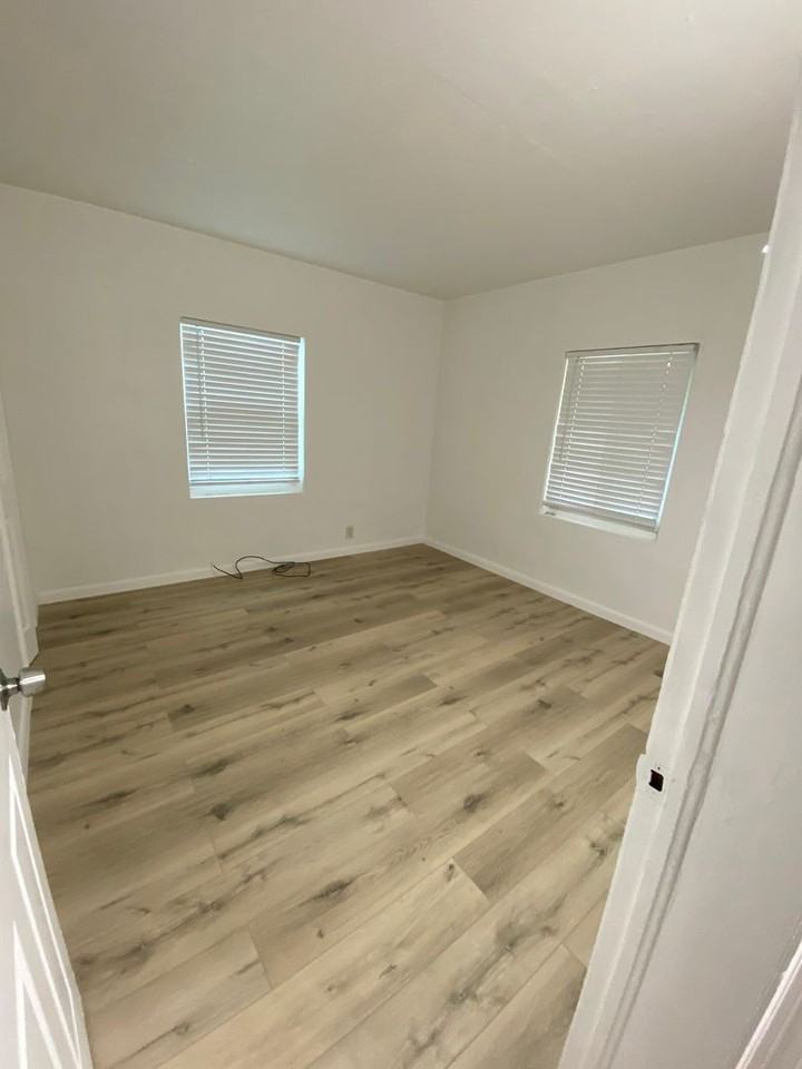 1448 Nw 4th St - Photo 7 of 11