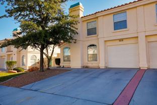 8023 W Rochelle Ave - Photo 1 of 1