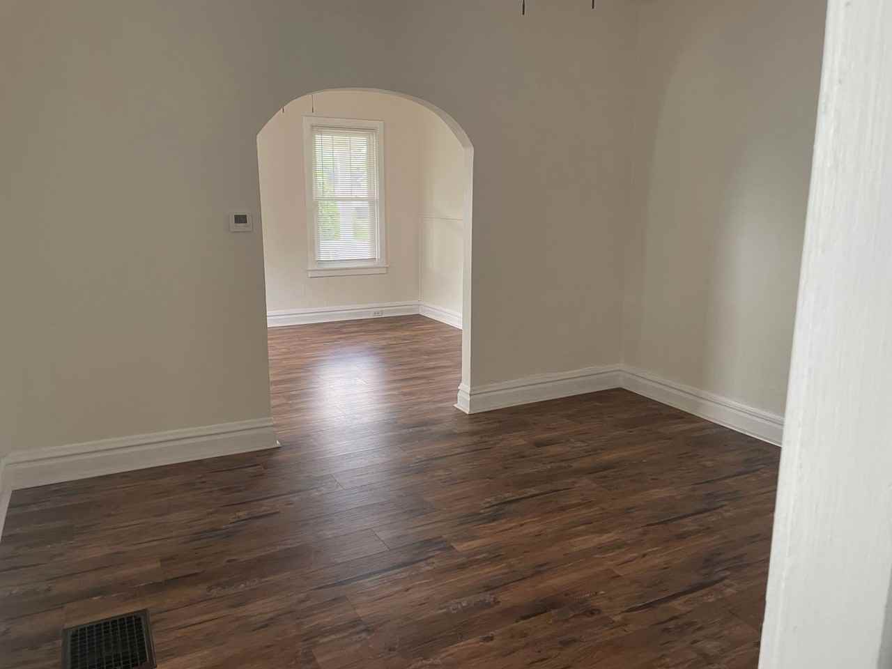 7126 Mardel Ave - Photo 7 of 23