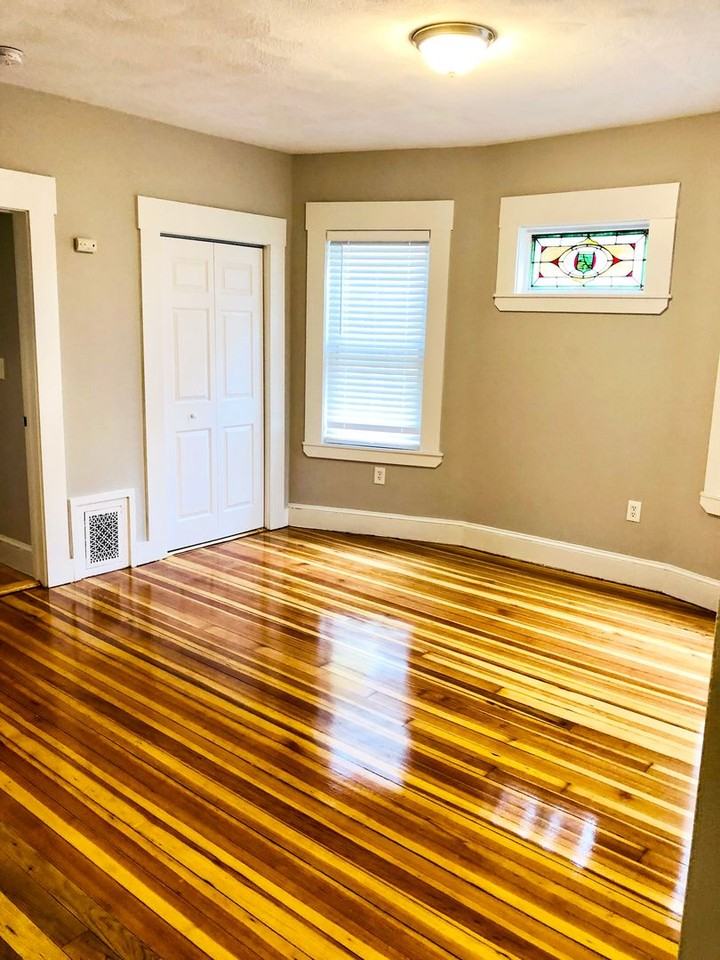 95 Draper St #1 - Photo 2 of 12