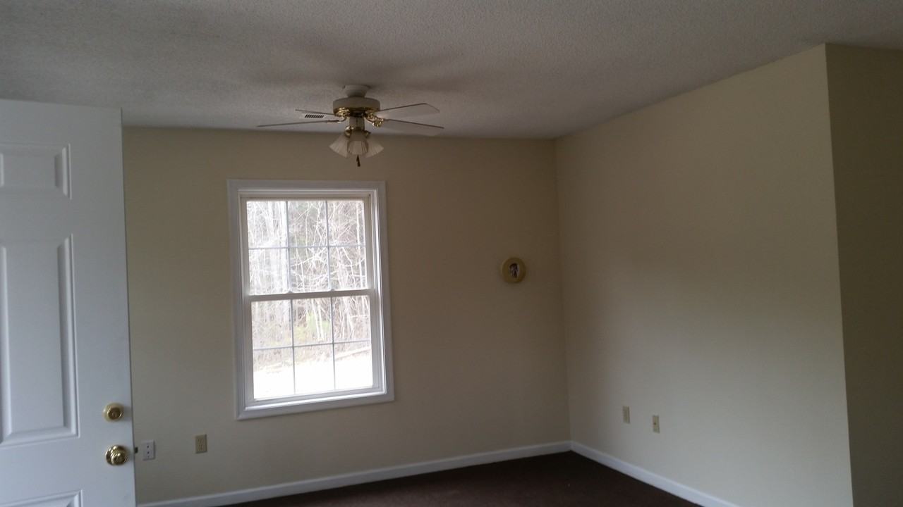 1434 Wades Point Rd - Photo 4 of 15