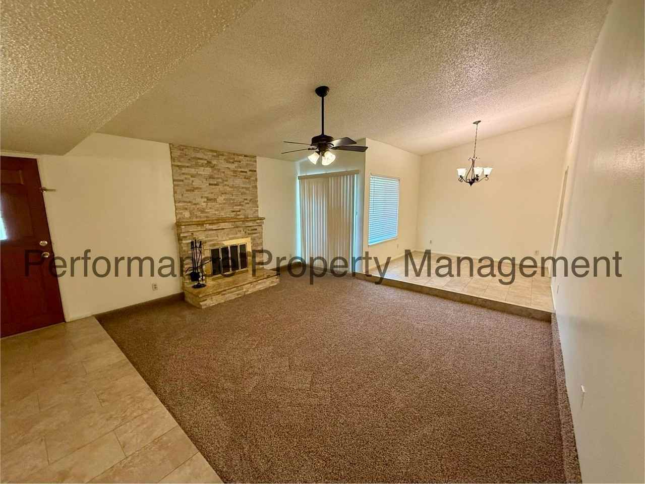 4513 Barry St - Photo 3 of 18