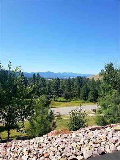 15284 Savik Ln - Photo 3 of 49