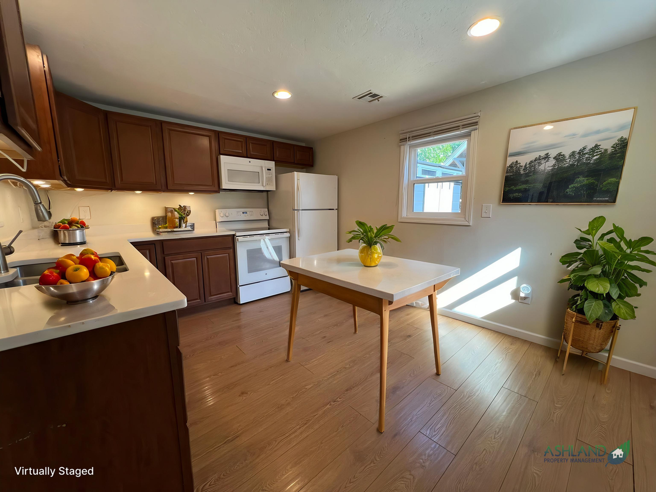 191 Liberty St - Photo 4 of 11