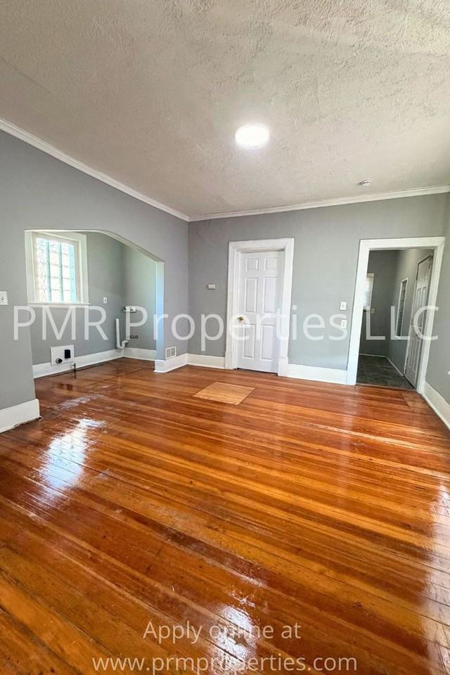 5922 N 28th Ave - Photo 7 of 8
