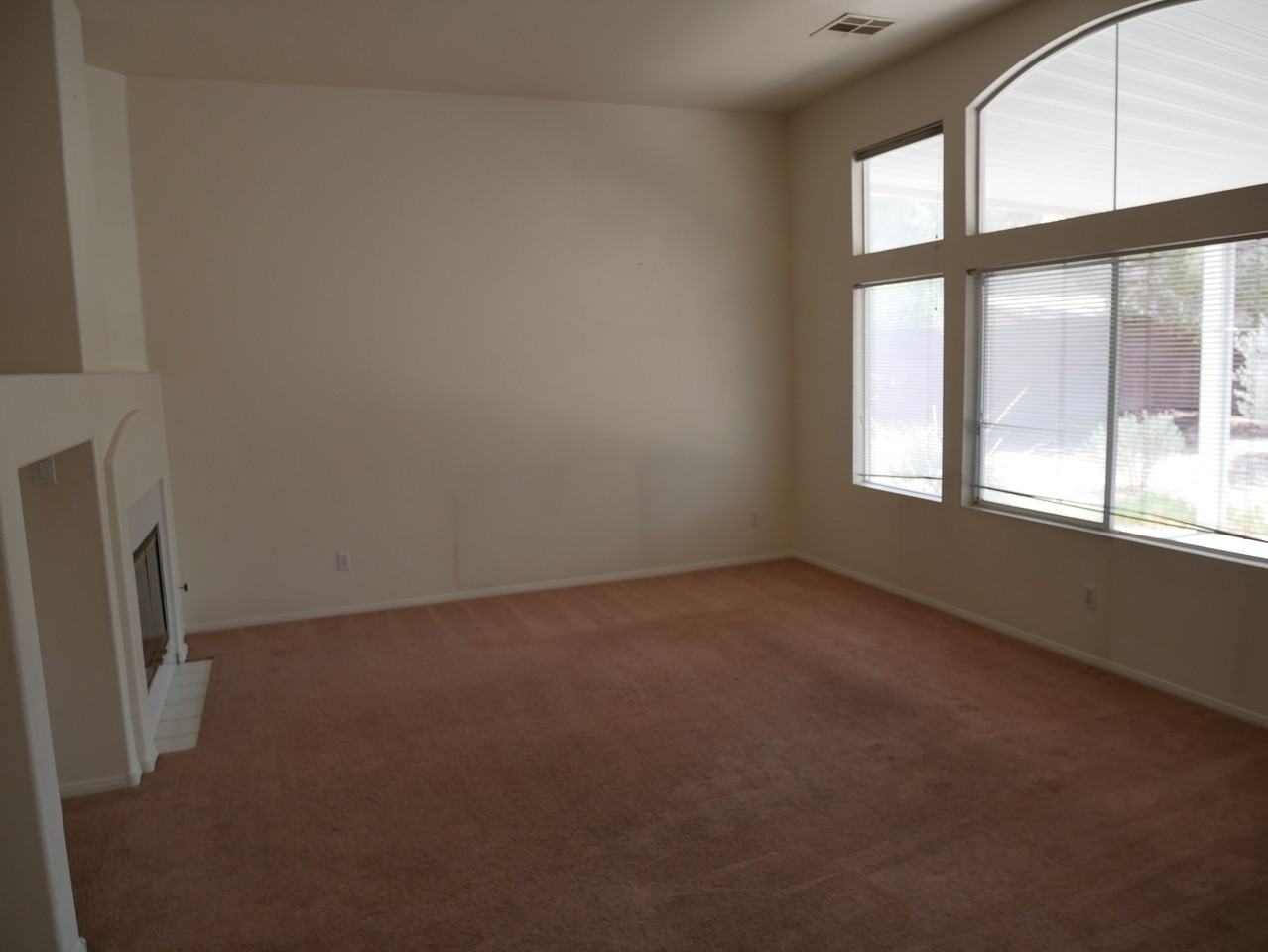 1183 Evening Canyon Ave - Photo 3 of 28