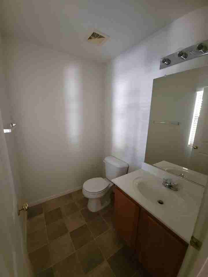 19705 E Emperor Blvd - Photo 6 of 16