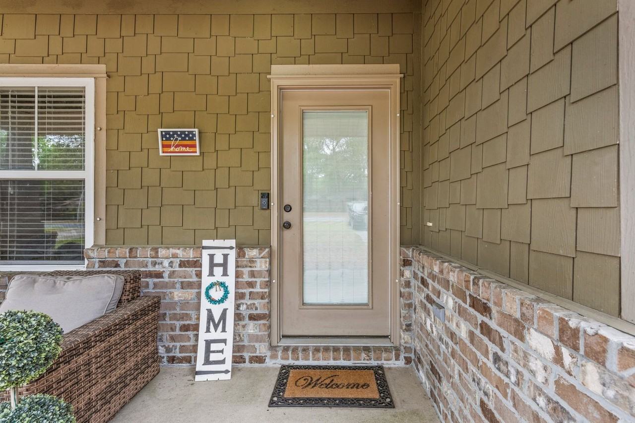 302 Palm Blvd N - Photo 5 of 43