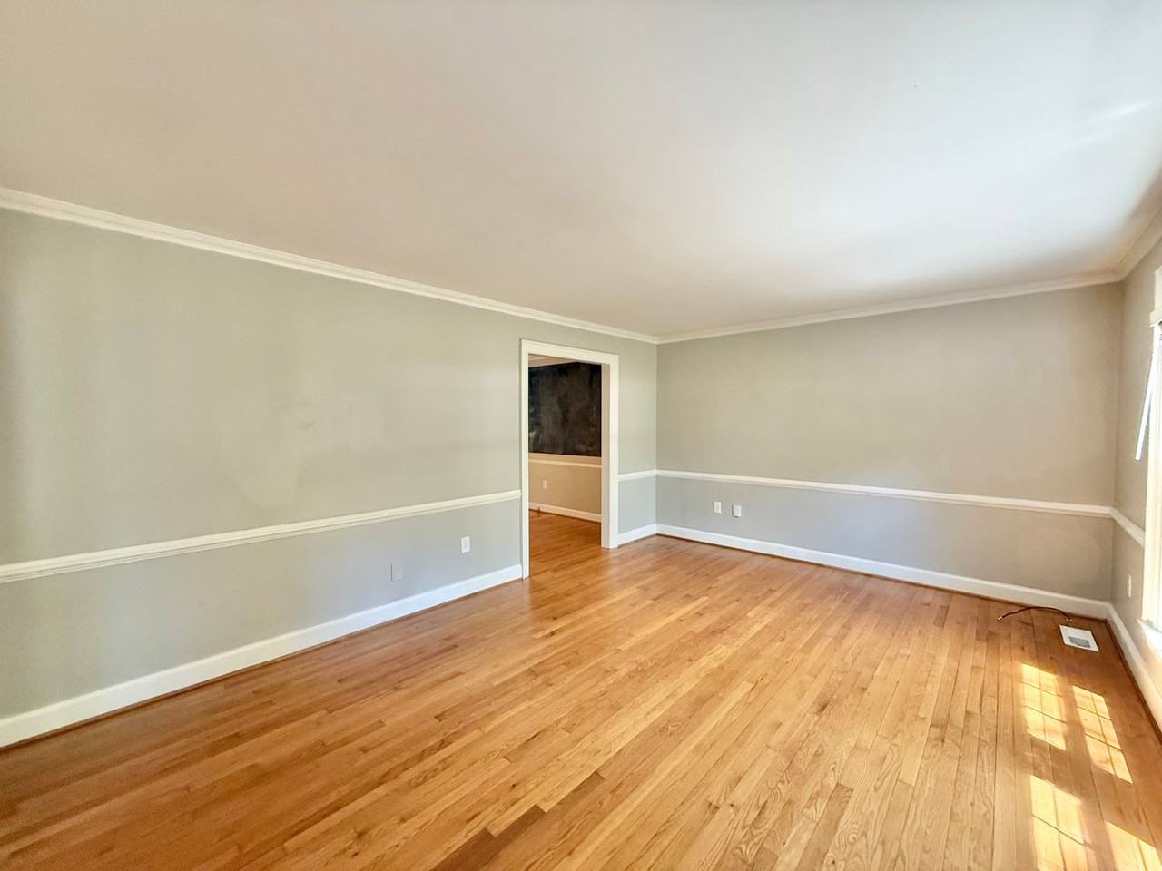 808 Buckle Ct - Photo 5 of 27