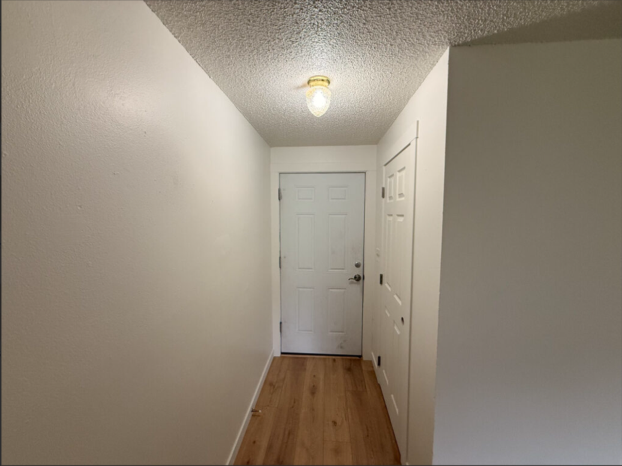 215 Nw Canal Blvd #6 - Photo 3 of 17