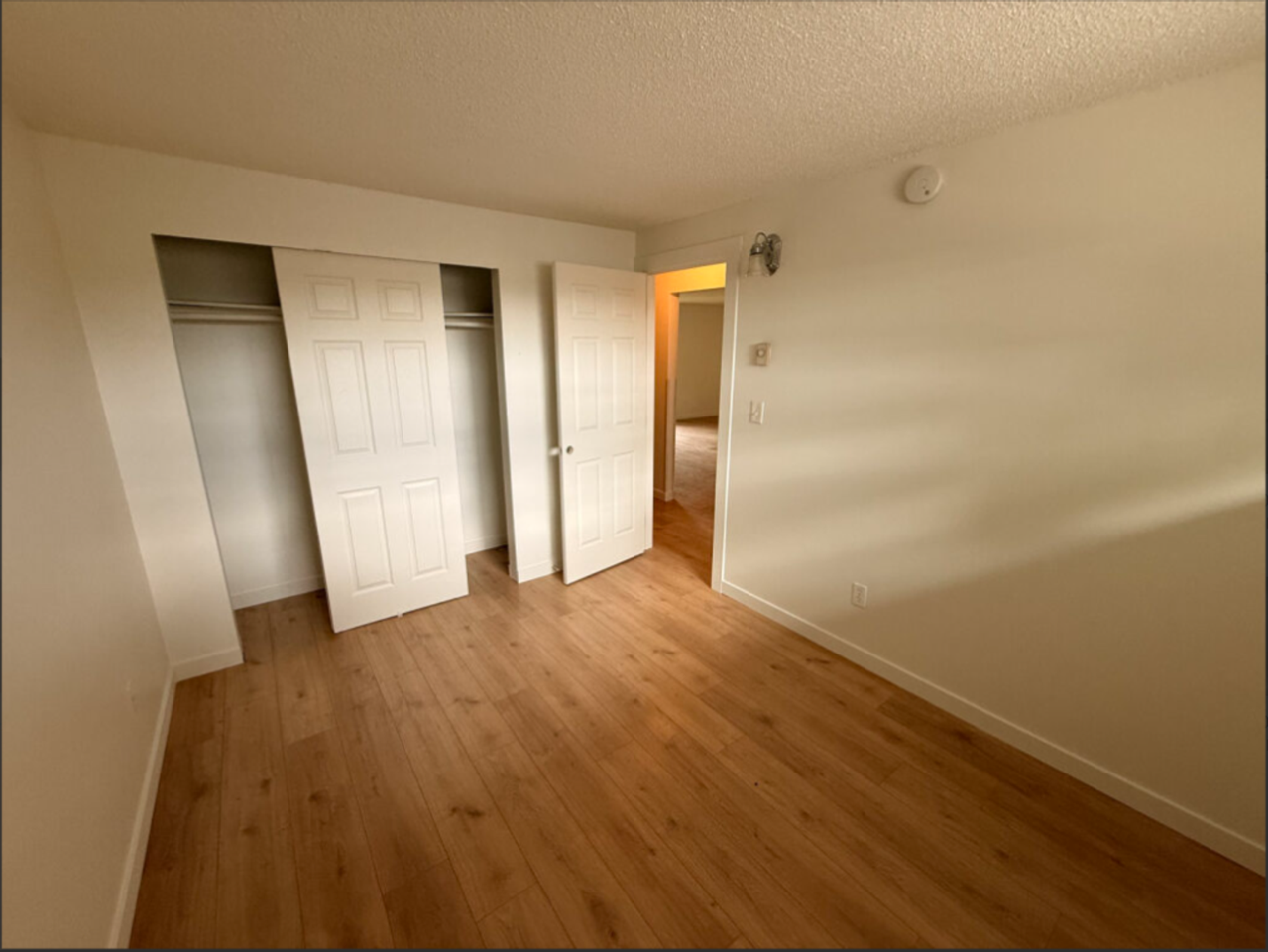 215 Nw Canal Blvd #6 - Photo 7 of 17