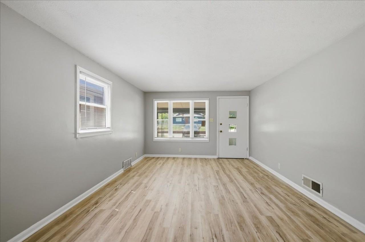 5010 Brookville Rd - Photo 3 of 16