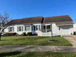 featured image of 122 Steele Ave
