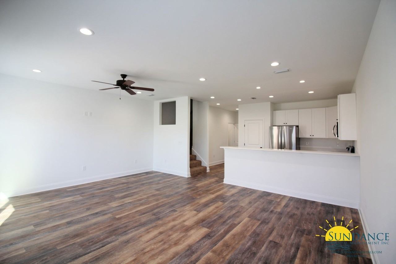 6 Alder Ave Se - Photo 5 of 17
