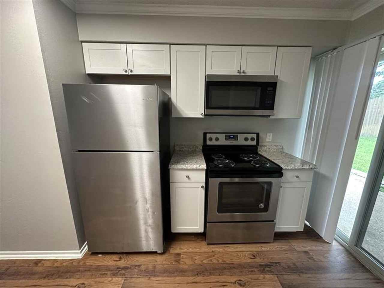 8320 Cambridge Rd #M11 - Photo 5 of 16
