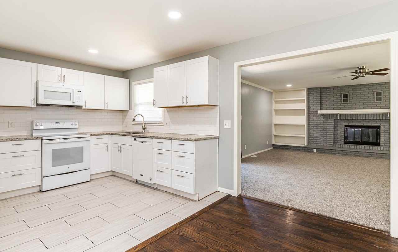 8216 Ruskin Way - Photo 6 of 18