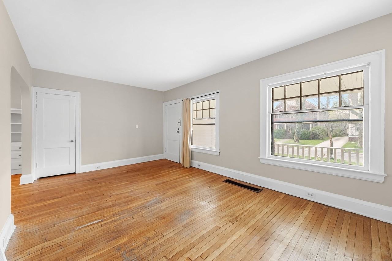 1695 Glenmont Road - Photo 5 of 31