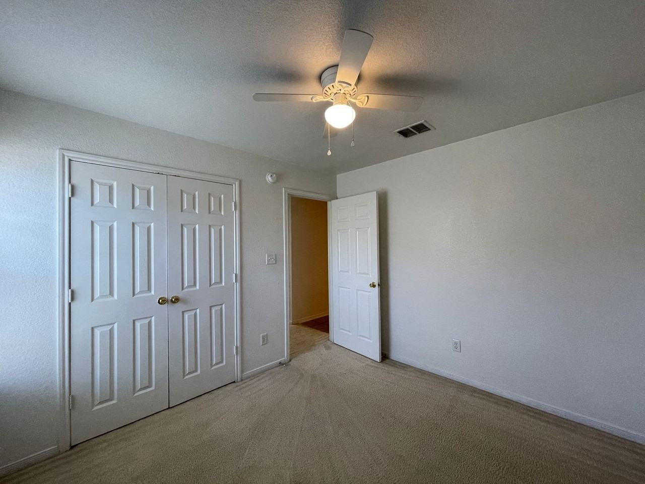 4205 Capri Dr - Photo 6 of 21