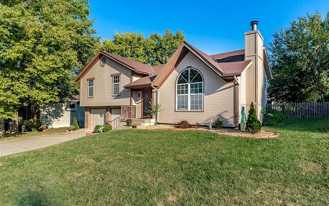 1211 Sw Hillcrest Dr - Photo 1 of 1