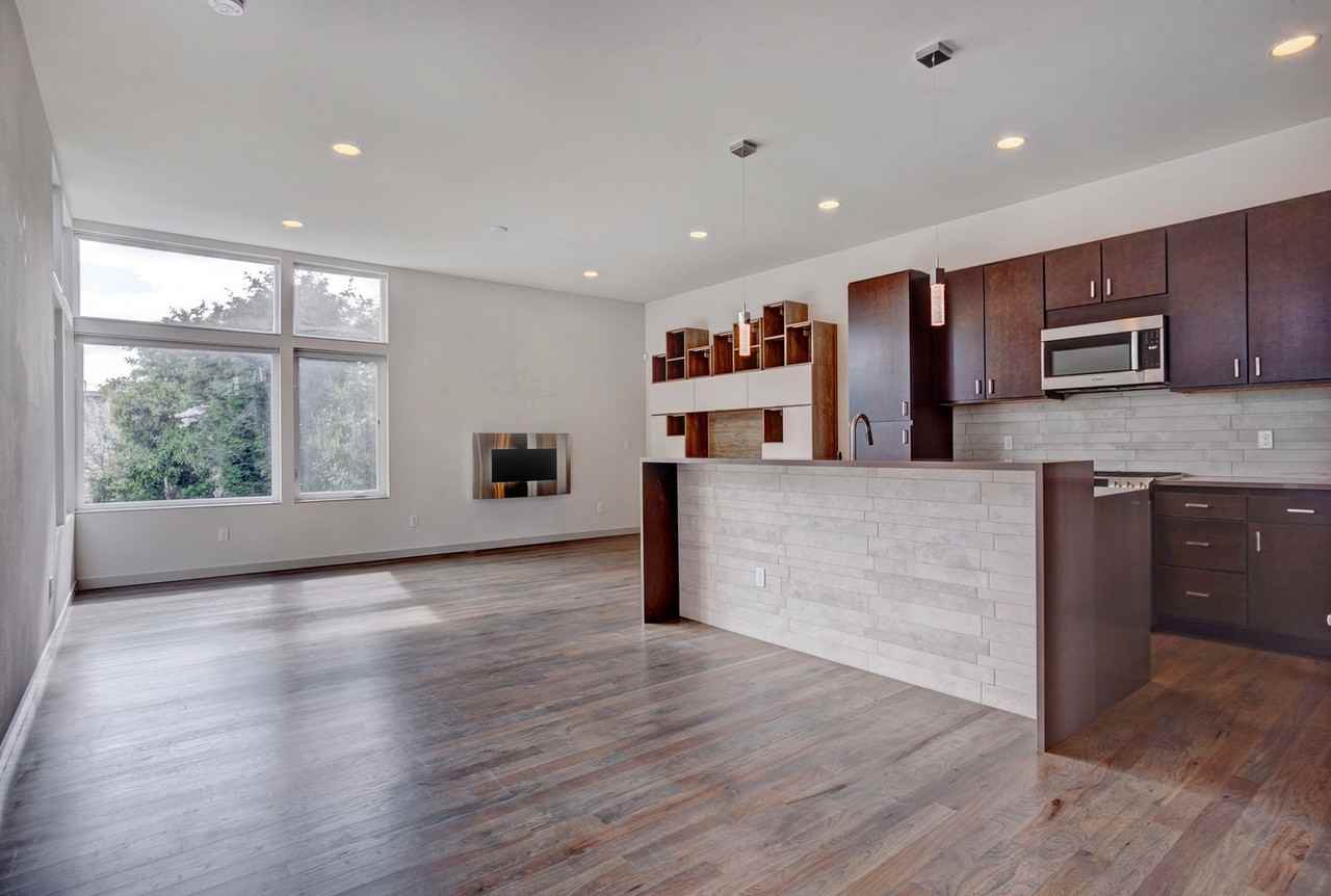 2608 23rd Ave W - Photo 6 of 21