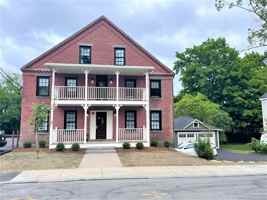 featured image of 41 Summer St