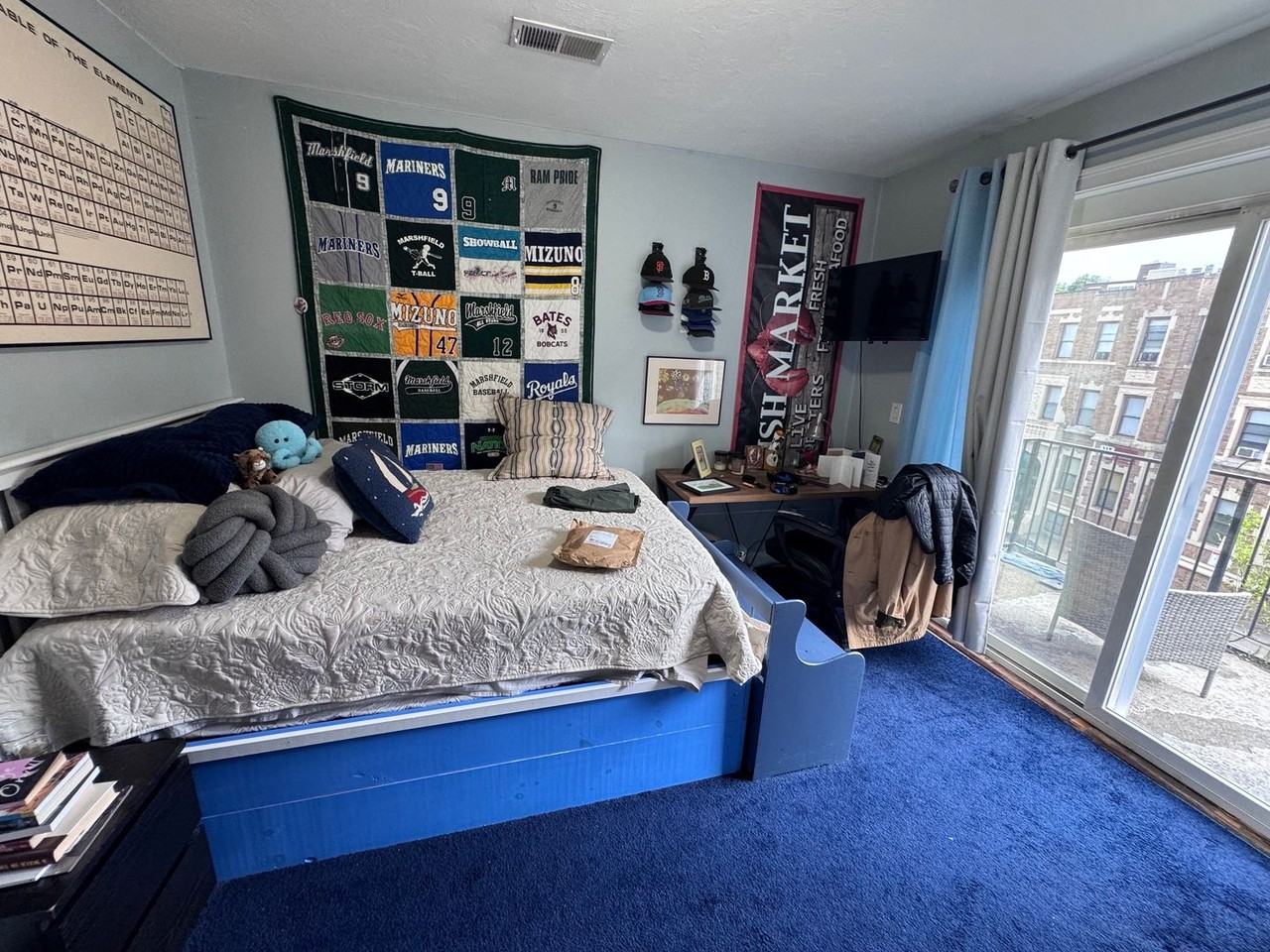 172 Kelton St - Photo 4 of 10