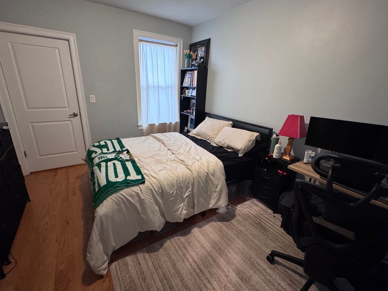 172 Kelton St - Photo 7 of 10