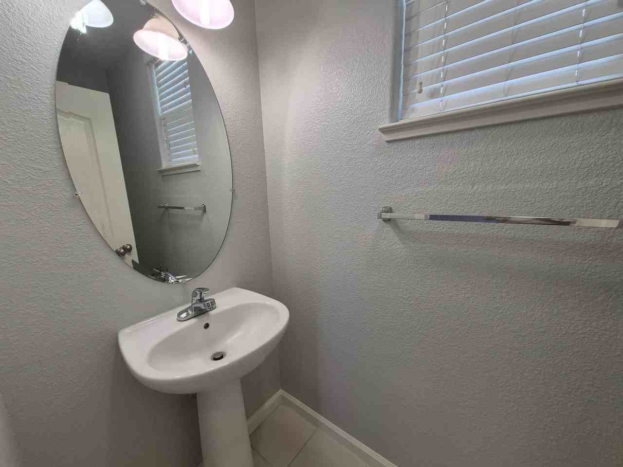 11 Long Warf Pl - Photo 6 of 23
