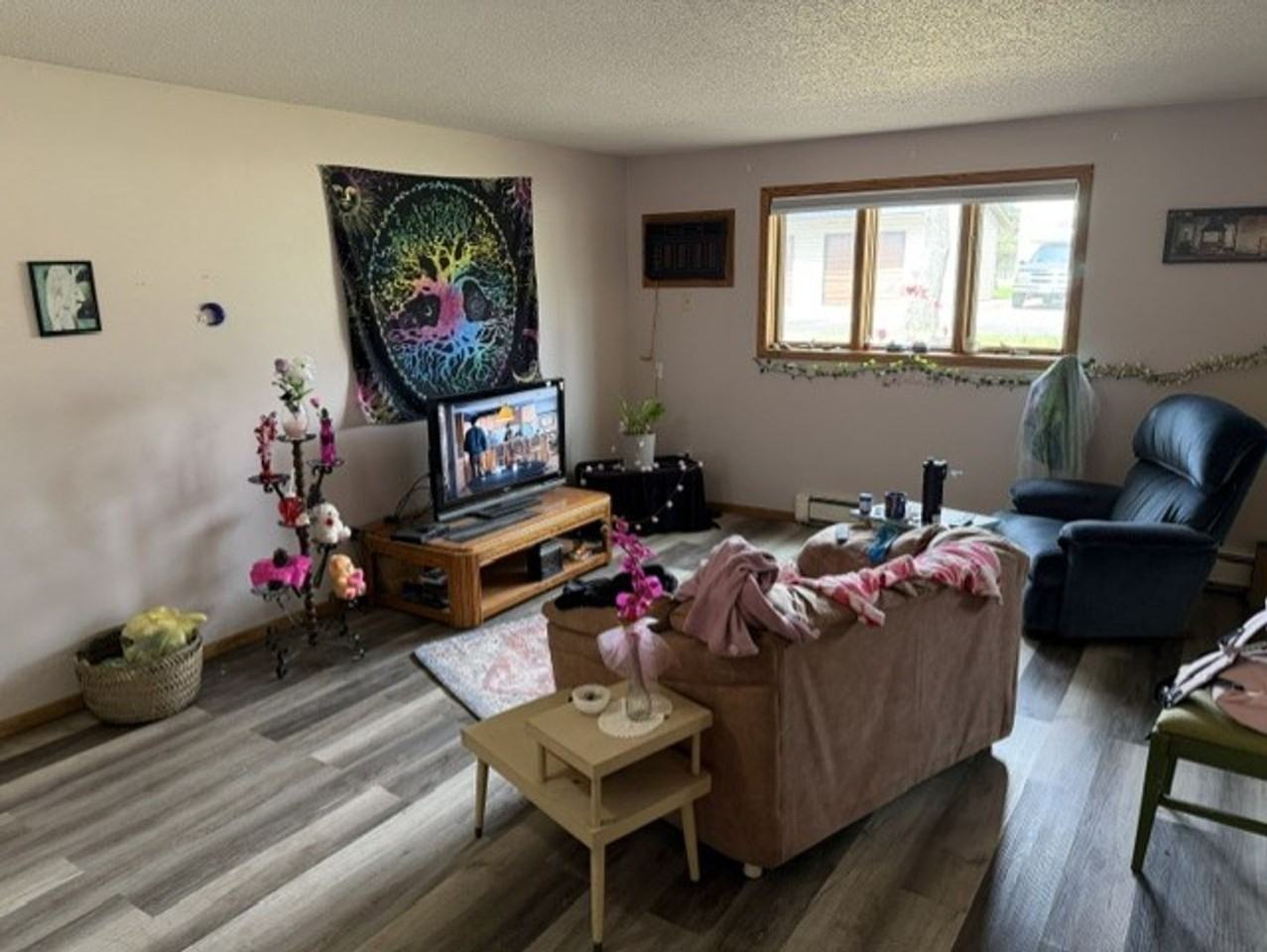 2414 Greenwood St Sw - Photo 3 of 9