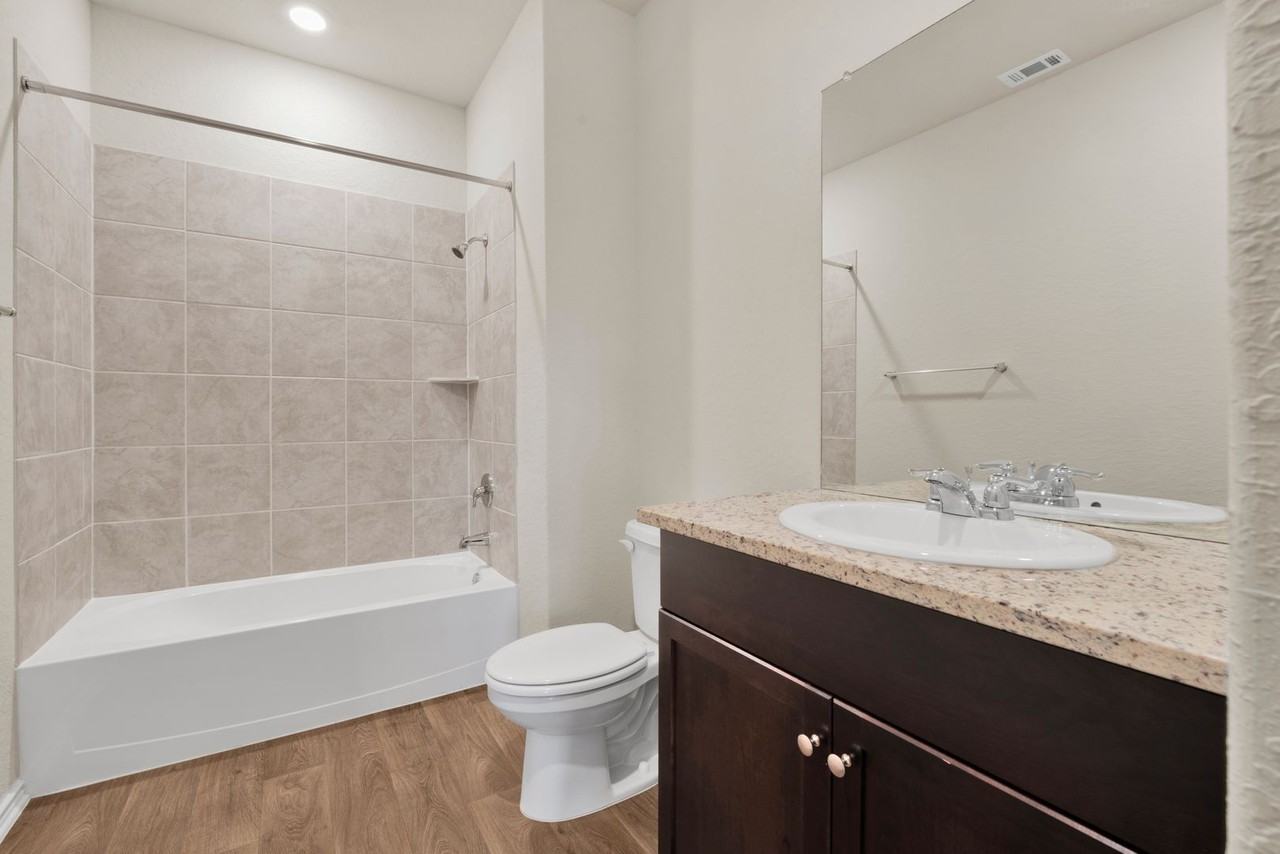 10404 Howgate - Photo 5 of 24