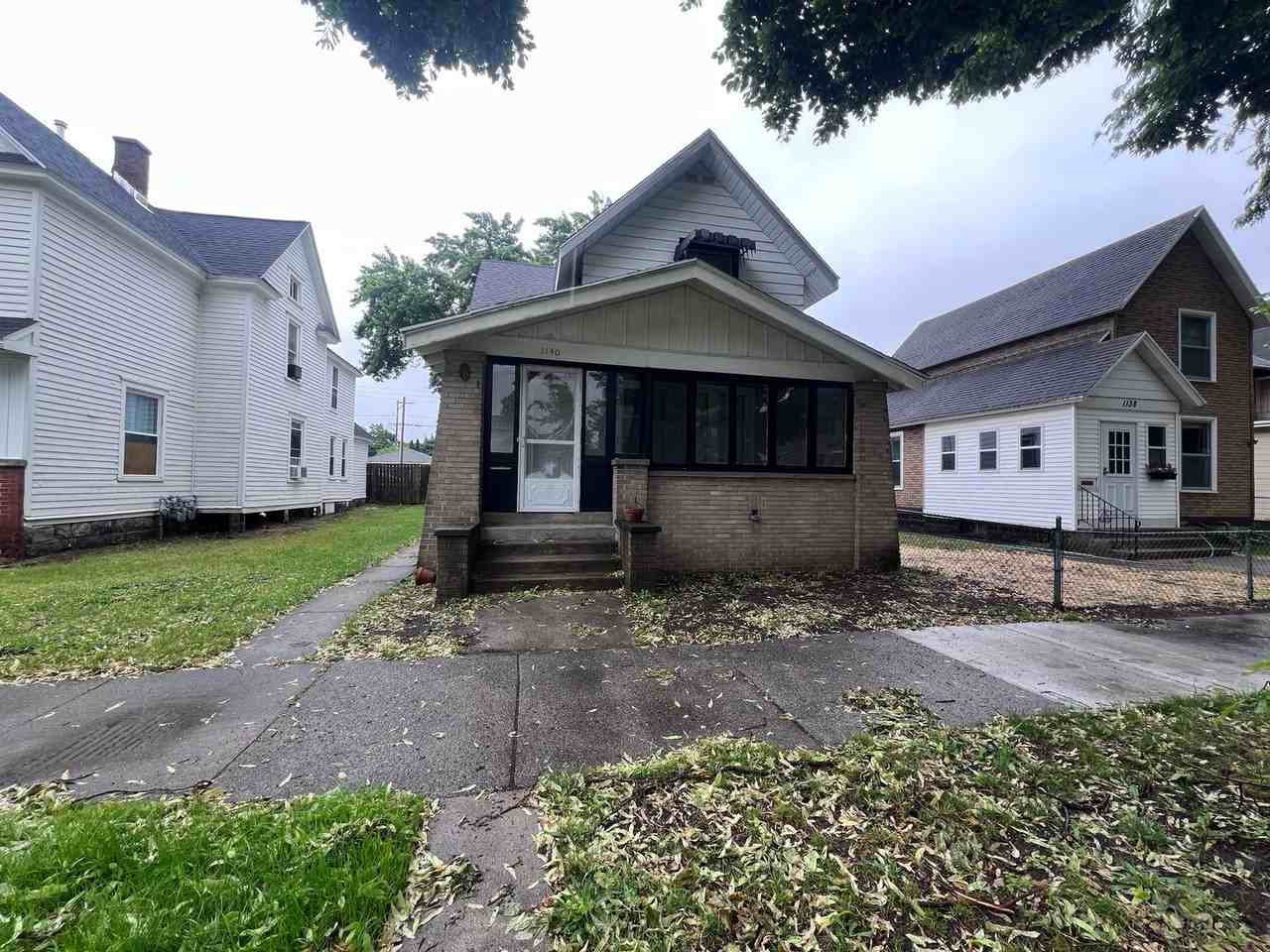 1140 Fremont Ave Nw - Photo 2 of 11