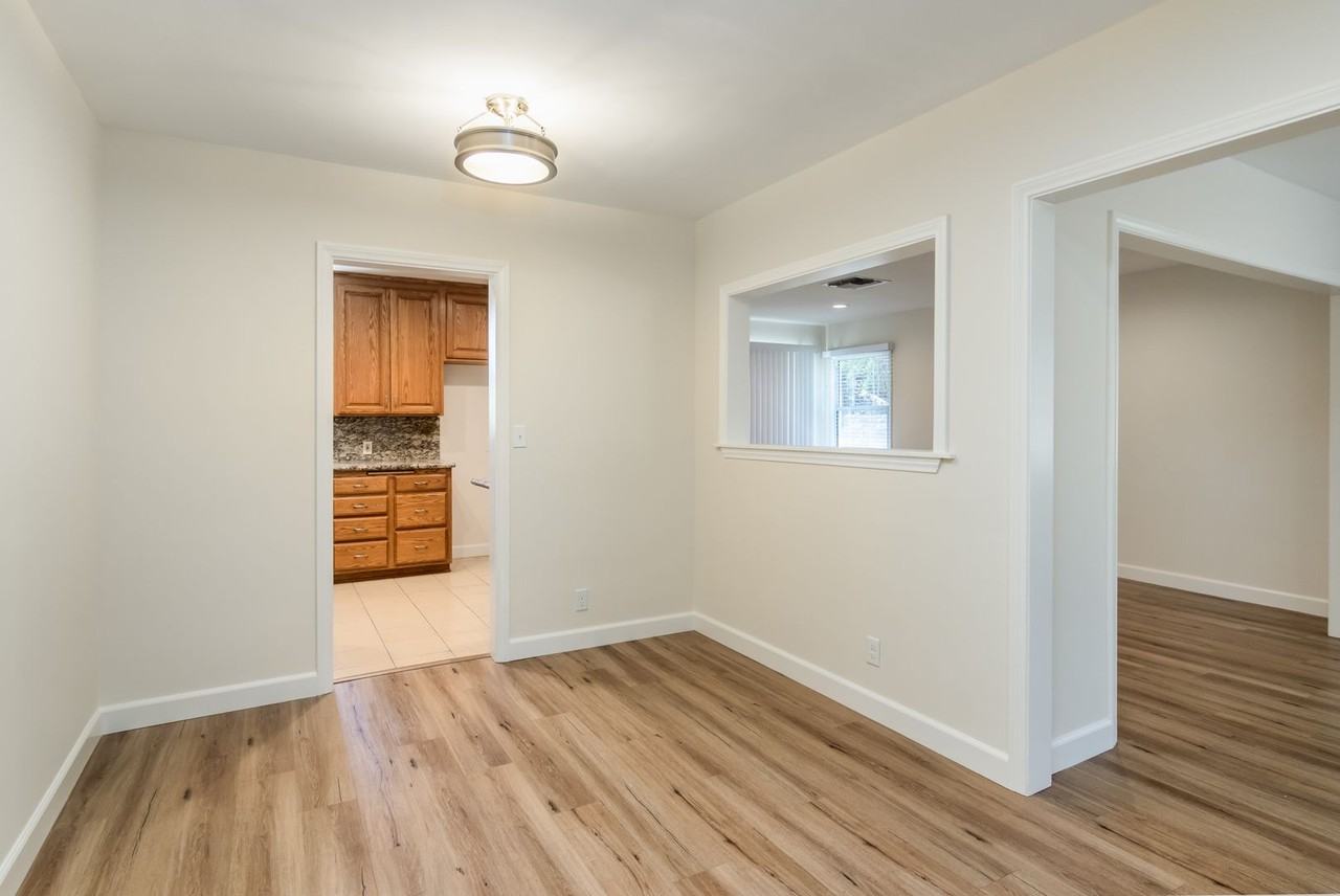 22436 Avenue San Luis - Photo 6 of 25