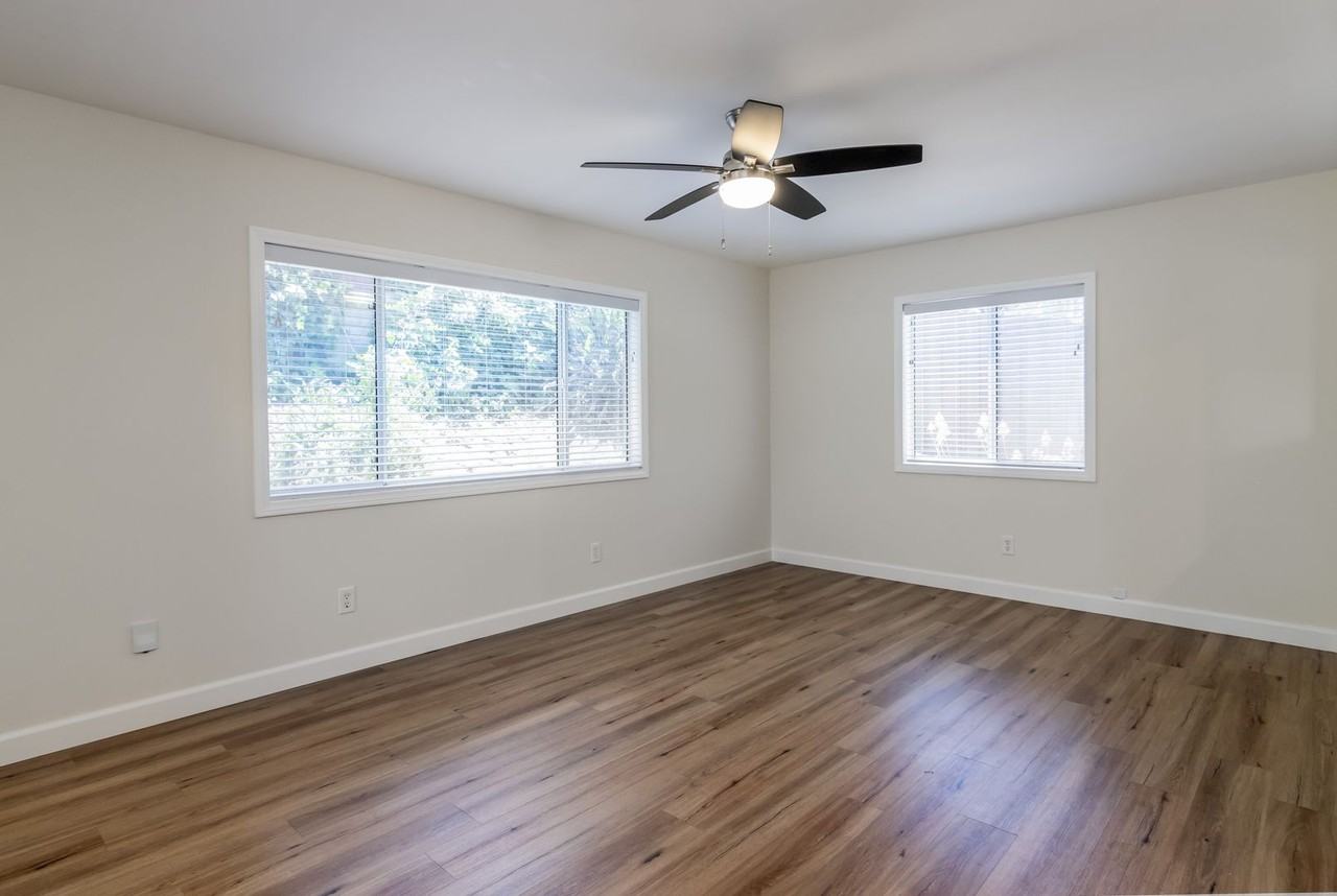 22436 Avenue San Luis - Photo 7 of 25