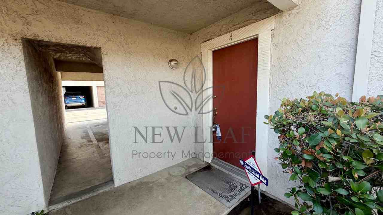 3054 Gladstone St #4 - Photo 7 of 24
