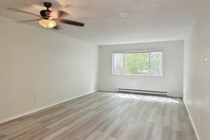 featured image of 319 E 6th St