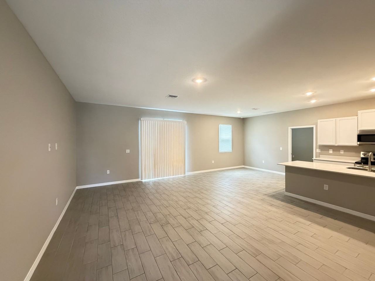 5096 Sw 154th Loop - Photo 5 of 26